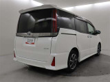 トヨタの中古車【ロングラン保証付き】のお車です。エンジン・ステアリング・ブレーキ機構はもちろんのこと、コンピューター制御部品やエアコン・ナビゲーションなども保証対象になります。