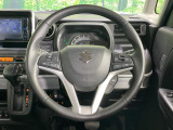 【純正革巻きステアリング】上質な革を使用することで、手にしっかり馴染みとても運転しやすいハンドルです♪