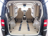 ☆3列目を跳ね上げれば広々した荷室で大きな荷物や長物も積載可能♪