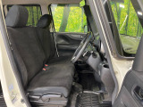 運転席シート廻りは使用感も少なく、良好な状態となっています。丁寧に使われていたことがよくわかりますね。