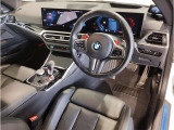 ☆センターパネルを運転席側に僅かに傾けたBMW独特のインパネ☆【駆け抜ける歓び】はここからもスタートしております☆