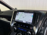 ナビゲーション付です。 ナビがあると便利、ラクラク何処でもいけます。 ナビが有るのと無いのとでは大きな違いですね。