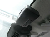 【ドラレコ搭載車】今や必需品のドライブレコーダー搭載車です。万が一のトラブルのときにも役に立つドライブレコーダーを装備しています。側面衝突や幅寄せ・割り込み対策に!