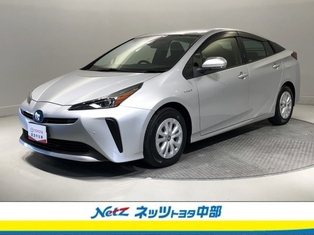 トヨタ プリウス 