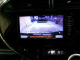 車庫入れなどでバックする際に後方確認ができて便利です。車庫入れ苦手な人もこれで安心!!