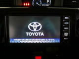 純正ナビを装備。タッチパネル式で使いやすく、お出かけもラクラクです。