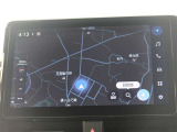 純正ナビを装備。タッチパネル式で使いやすく、お出かけもラクラクです。