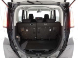 広々としたラゲージスペースを備えています。大きなものや長さのある荷物もしっかりと積み込めます。