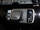 軽い力でシフトチェンジができる「エレクトロシフトマチック」を装備しております。