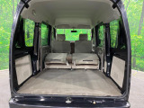 後席を格納すると、これだけの広さが!シーンに合わせたシートアレンジで、大きな荷物も積むことが出来ます♪
