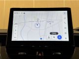 ナビ付きです。目的地を設定すれば、初めての場所でも簡単に行くことが出来ます。