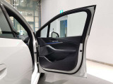 BMWプレミアムセレクション前橋では、高年式低走行モデルからMモデル、年式が経ちなかなかディーラーでは見かけないモデルまで幅広いラインナップで認定中古車を取り扱っております。品質に自信があります。
