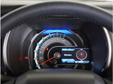 【明るく見やすいメーター】視認性が良く明るく見やすいメーター。運転者にとって見やすいメーターは運転していても疲れないですよね。