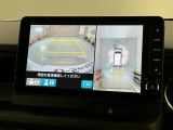 全方位モニターがついています! 車の周囲を360&deg;安全確認できるので、普段の駐車はもちろんの事、縦列駐車や幅寄せの際にも活躍してくれますよ。