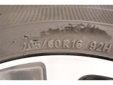 205/60R16    車両装着標準タイヤサイズです。 タイヤのご相談も石川トヨペットカローラにお任せください