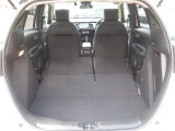 後部座席を収納するとご覧のとおり!大容量の荷室が完成です!