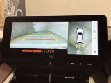 全周囲カメラ付きで車庫入れも安心ですね。