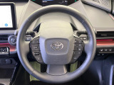 【純正革巻きステアリング】上質な革を使用することで、手にしっかり馴染みとても運転しやすいハンドルです♪