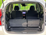 普段のお買い物や通勤、送迎等に十分な荷室スペースを確保しております。セカンドシートを倒すと、大きな荷物の積載も可能です♪
