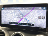 ●MercedesBenz純正ナビ:一体感のあるナビは、高級感ある車内を演出してくれます。Bluetooth再生などオーディオ機能も充実しておりますので、運転もより楽しめます♪