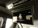 13インチ画面の後席モニターで後部座席乗車のご家族、ご友人と映画鑑賞などいかがですか?
