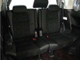 サードシートも広々とした空間をご用意しております!シートアレンジにて、快適スペースを作ることも可能となっております!アレンジパターンも豊富で、様々なシーンにご利用いただけます!