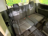 3列目シートはもちろん状態良好☆大人でもゆったりと座って頂けますので、大人数でのお出かけもラクラクです♪ご家族で、気の知れた仲間で、ドライブに行くのが楽しみですね♪