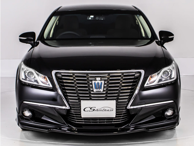 クラウン ハイブリッド 2.5 ロイヤルサルーン フルエアロ 新品20AW シートヒータ