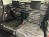 後部座席です。座り心地も足元もゆったり♪♪