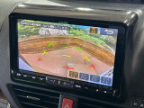 【バックカメラ】駐車時に後方がリアルタイム映像で確認できます。大型商業施設や立体駐車場での駐車時や、夜間のバック時に大活躍!運転スキルに関わらず、今や必須となった装備のひとつです!
