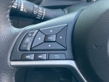 ■ステアリングスイッチ■ハンドル手元でオーディオの操作が簡単に出来ます。運転中でもナビまで手を伸ばさずに操作が出来て安心です。