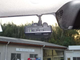 ドライブレコーダー付きです☆最近は怖い運転をする方も多くなってます☆ドライブレコーダーが付いてると映った画像は証拠になるので安心です☆