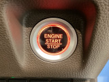 ワンプッシュでエンジンのスタート、ストップが出来て便利です。