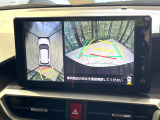 【パノラミックビューモニター】専用のカメラにより、上から見下ろしたような視点で360度クルマの周囲を確認することができます☆死角部分も確認しやすく、狭い場所での切り返しや駐車もスムーズに行えます。