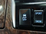 VSC(滑りやすい路面での横滑りを抑え車両の安定性を保つための機能)搭載ですが、雪道などから脱出する時はOFFすると脱出しやすくなる場合があります