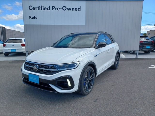 T-Roc R ブラック スタイル パフォーマンス 4WD 