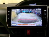 車庫入れなどでバックする際に後方確認ができて便利です。車庫入れ苦手な人もこれで安心!!