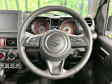 ステアリングも使用感が少なく、きれいな状態となっております♪