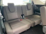 3列目シートはもちろん状態良好☆大人でもゆったりと座って頂けますので、大人数でのお出かけもラクラクです♪ご家族で、気の知れた仲間で、ドライブに行くのが楽しみですね♪