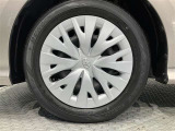 トヨタ純正ホイールキャップ装着車になります♪