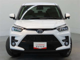 LEDヘッドライト、フォグランプ、シーケンシャルターンランプが装備されます