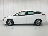 プリウス  1.8 A ツーリングセレクション ブラックエディション E-Four 4WD