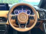 【純正革巻きステアリング】上質な革を使用することで、手にしっかり馴染みとても運転しやすいハンドルです♪