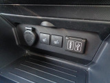 運転席と助手席にはシートヒーターが付いています!