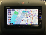 ナビゲーションはフルセグTV、インターナビ対応のGathers純正メモリーナビを搭載しています。Bluetoothオーディオ機能がありますので、スマートフォンなどの音楽も再生できます。