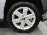 純正アルミ装着。