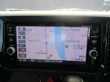 日産純正の地デジ対応ナビゲーションが装着されてます。