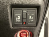 リアドアは乗り降りに便利な両側電動スライドドアです。また運転席に座っていながらスイッチ操作で自在にスライドドアを開け閉めできます。