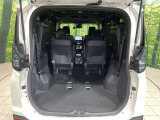 普段のお買い物や通勤、送迎等に十分な荷室スペースを確保しております。セカンドシートを倒すと、大きな荷物の積載も可能です♪