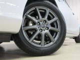 アルミホイール付きです。